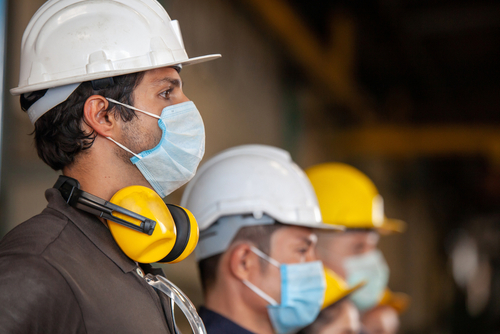 Workers,Wear,Protective,Face,Masks,For,Safety,In,Machine,Industrial